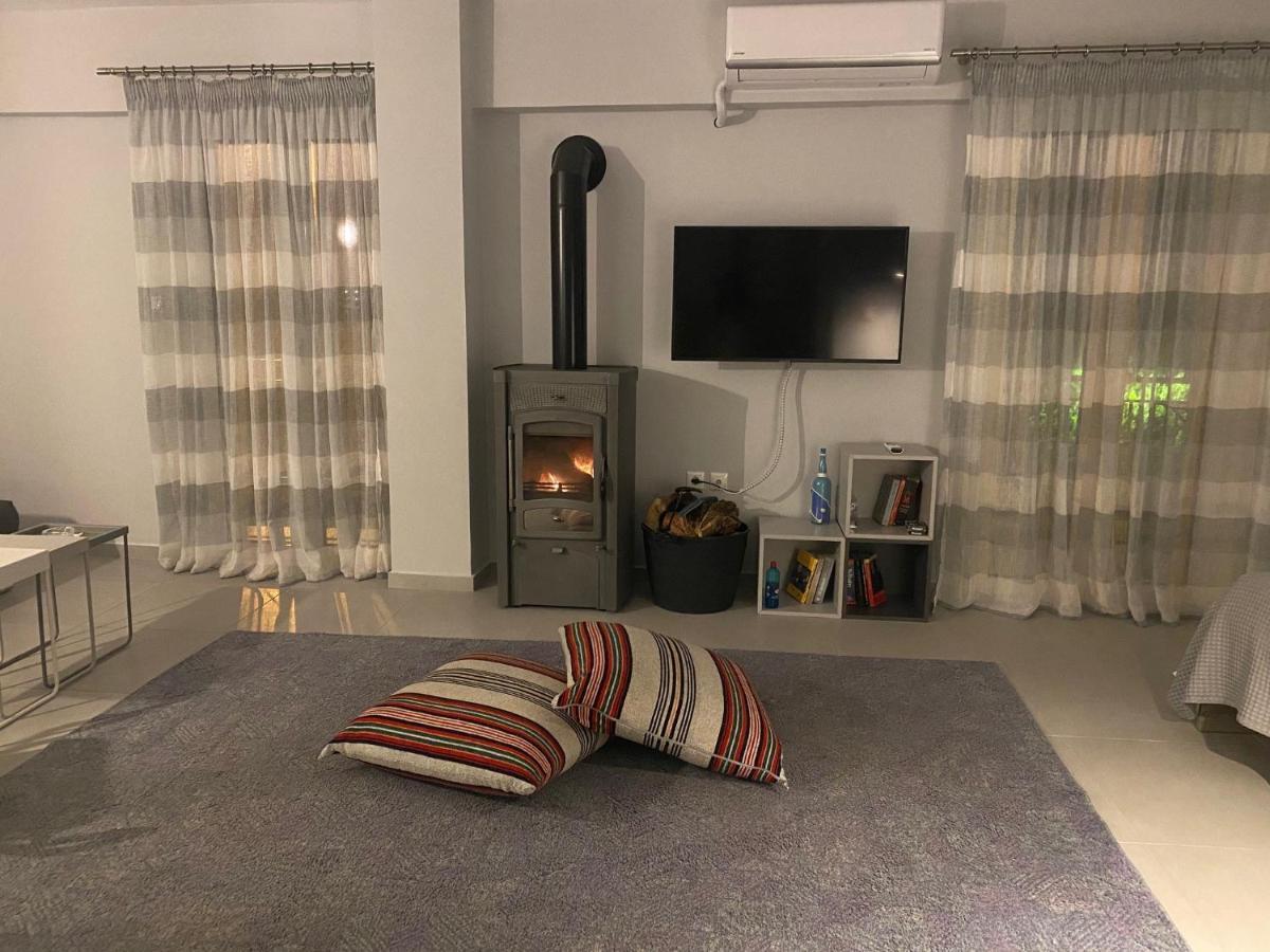 Cosy Studio 2 Minutes Walking From The Beach Анависсос Экстерьер фото
